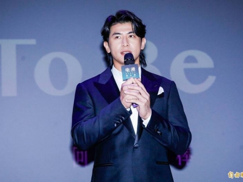 中職》陳傑憲代言廣告發表會 高球小將也來圓夢