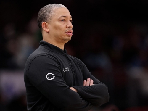 NBA》快艇苦戰不敵湖人 泰倫魯：打進季後賽才是終極目標！