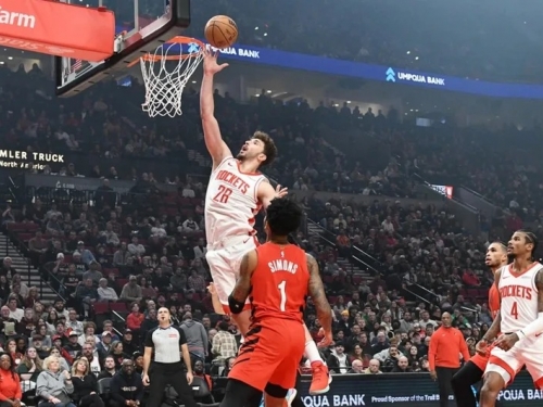 NBA》森根表現強勢球迷爆增 火箭主帥：他就像土耳其喬丹