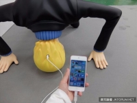 夢想的動漫人物充電器，竟然是等身大香吉士？！