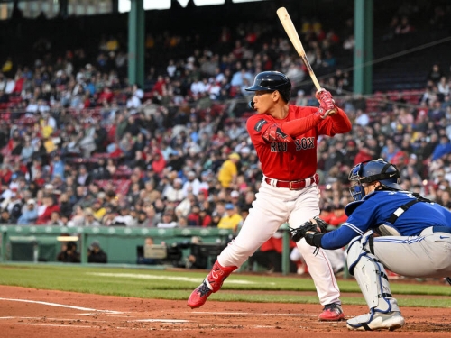 MLB》連3戰直擊「綠色怪物」大牆！ 吉田正尚苦笑：想要全壘打...