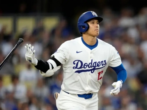 MLB》大谷翔平開轟！達成「43轟43盜」史上第一人壯舉　道奇10:9響尾蛇