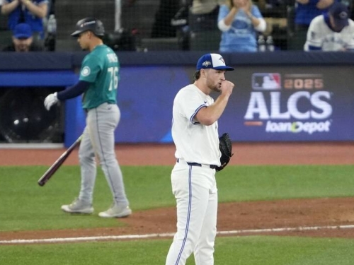 美聯冠軍賽》神！藍鳥讓水手連續兩局大中「滿壘計」 寫史上首見紀錄