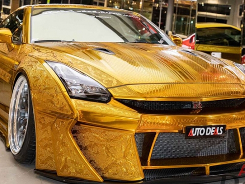 黃金甲戰神！24K鍍金 Nissan GT-R 正在杜拜金光閃閃上架販售中