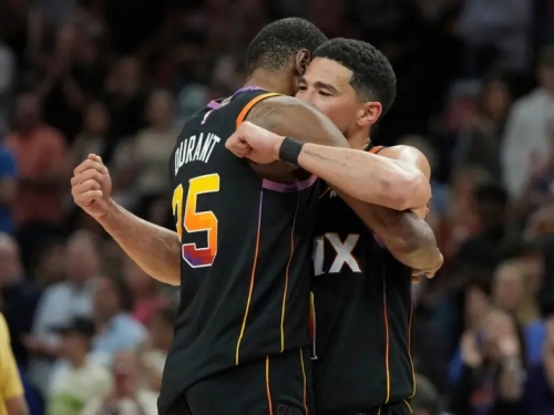 NBA》太陽雙核解體！Booker回憶殺致敬KD　限時動態藏洋蔥　